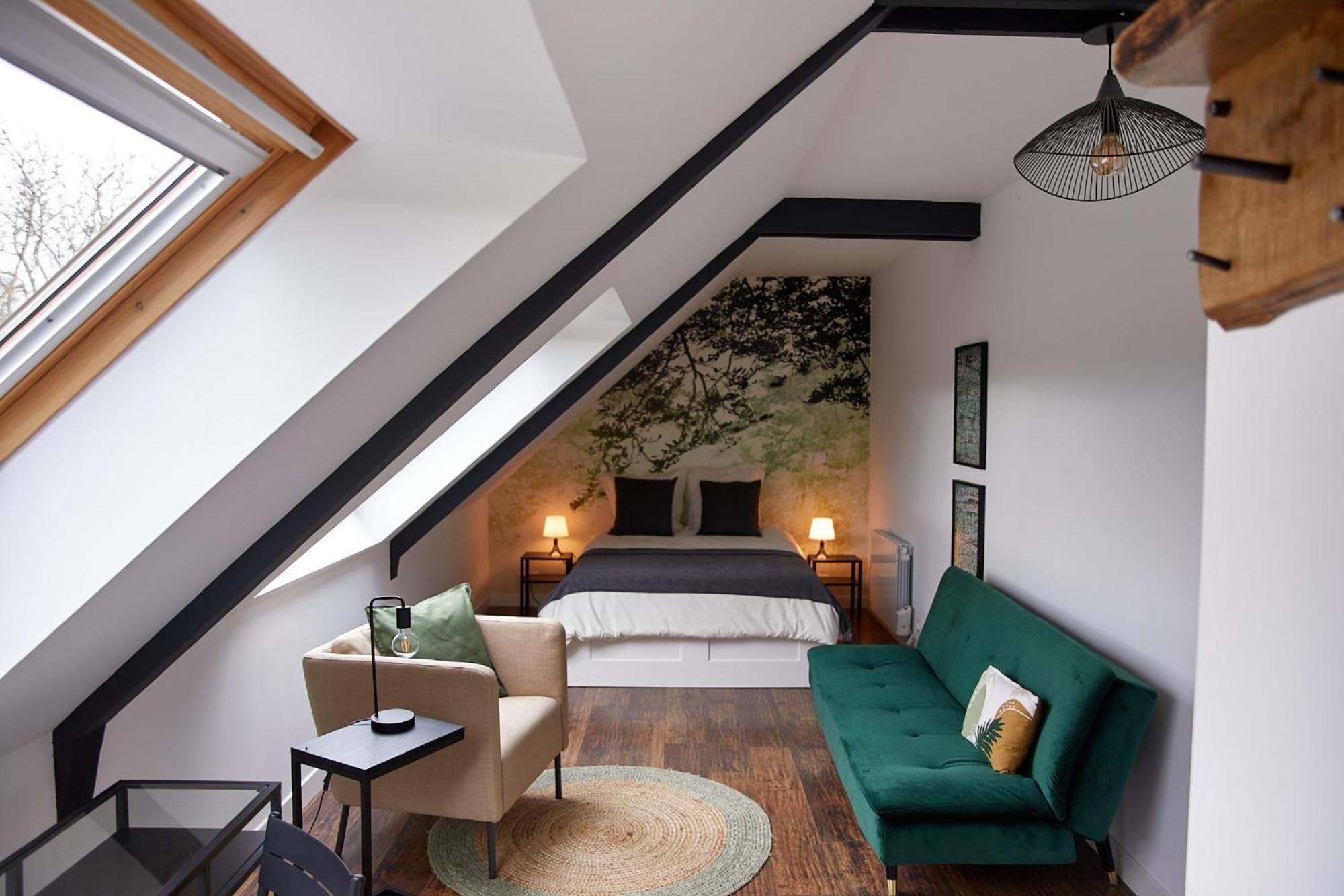 Bed and Breakfast La Breizhidence Комбур Экстерьер фото