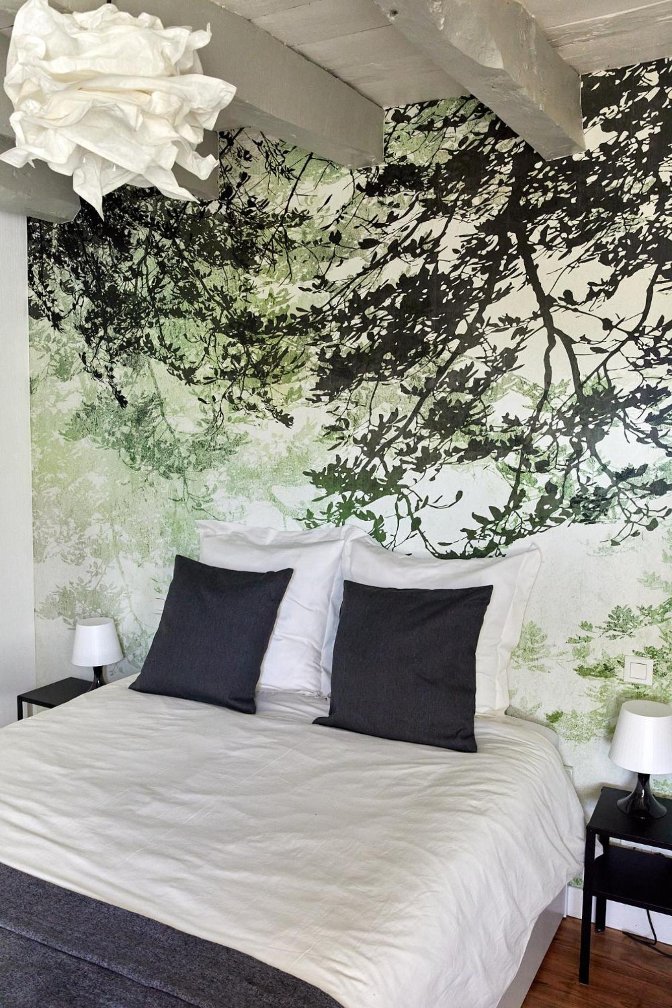 Bed and Breakfast La Breizhidence Комбур Экстерьер фото
